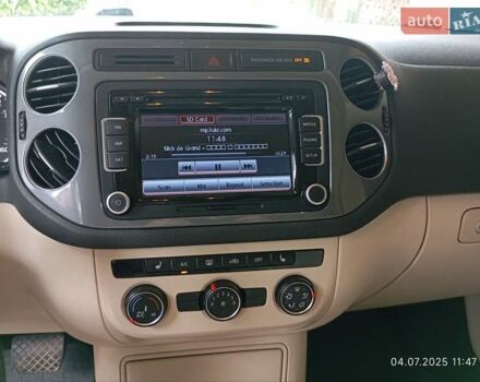 Синій Фольксваген Тігуан, об'ємом двигуна 1.98 л та пробігом 250 тис. км за 14000 $, фото 5 на Automoto.ua