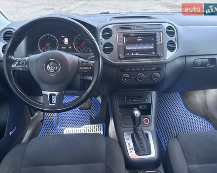 Синій Фольксваген Тігуан, об'ємом двигуна 1.97 л та пробігом 257 тис. км за 12500 $, фото 14 на Automoto.ua
