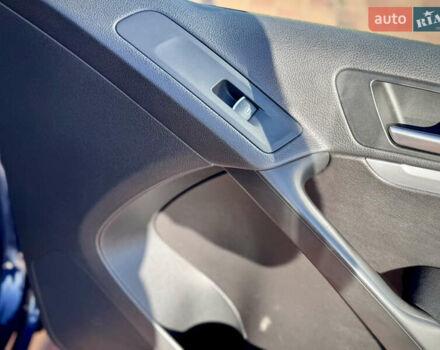 Синий Фольксваген Тигуан, объемом двигателя 2 л и пробегом 121 тыс. км за 16800 $, фото 55 на Automoto.ua