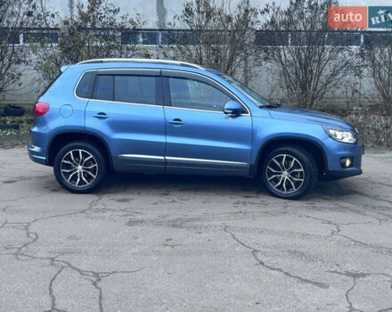 Синій Фольксваген Тігуан, об'ємом двигуна 1.97 л та пробігом 257 тис. км за 12500 $, фото 2 на Automoto.ua