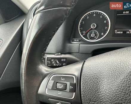 Синій Фольксваген Тігуан, об'ємом двигуна 2 л та пробігом 139 тис. км за 13500 $, фото 44 на Automoto.ua