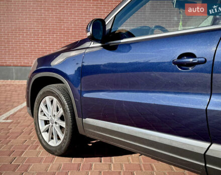 Синий Фольксваген Тигуан, объемом двигателя 2 л и пробегом 121 тыс. км за 16800 $, фото 12 на Automoto.ua