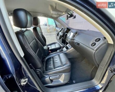 Синий Фольксваген Тигуан, объемом двигателя 2 л и пробегом 165 тыс. км за 16200 $, фото 52 на Automoto.ua