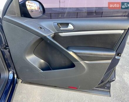 Синий Фольксваген Тигуан, объемом двигателя 2 л и пробегом 165 тыс. км за 16200 $, фото 49 на Automoto.ua