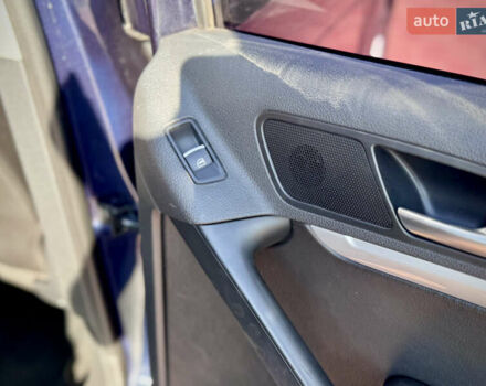 Синий Фольксваген Тигуан, объемом двигателя 2 л и пробегом 121 тыс. км за 16800 $, фото 60 на Automoto.ua