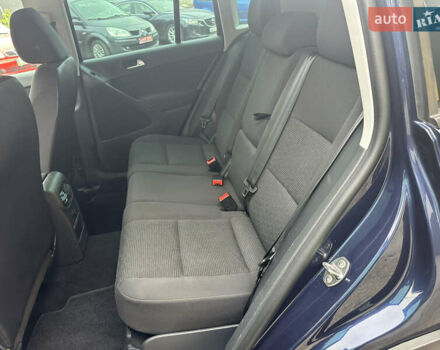 Синій Фольксваген Тігуан, об'ємом двигуна 2 л та пробігом 139 тис. км за 13500 $, фото 32 на Automoto.ua