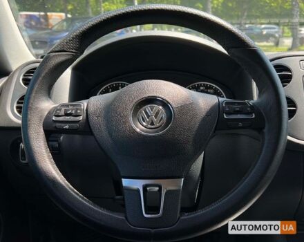 Синій Фольксваген Тігуан, об'ємом двигуна 2 л та пробігом 147 тис. км за 13800 $, фото 12 на Automoto.ua