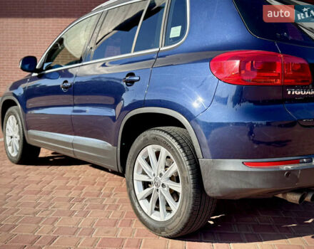 Синий Фольксваген Тигуан, объемом двигателя 2 л и пробегом 121 тыс. км за 16800 $, фото 17 на Automoto.ua
