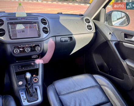 Синий Фольксваген Тигуан, объемом двигателя 2 л и пробегом 121 тыс. км за 16800 $, фото 47 на Automoto.ua