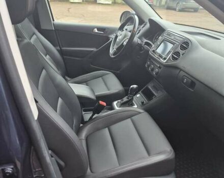 Синий Фольксваген Тигуан, объемом двигателя 1.98 л и пробегом 143 тыс. км за 15000 $, фото 14 на Automoto.ua