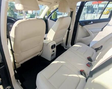 Синій Фольксваген Тігуан, об'ємом двигуна 2 л та пробігом 236 тис. км за 12900 $, фото 9 на Automoto.ua