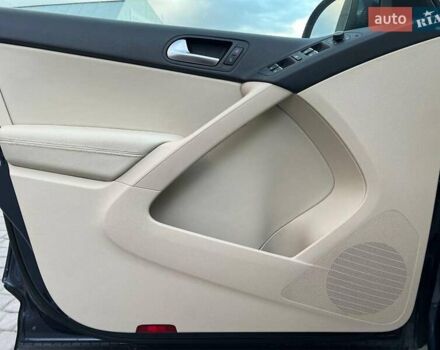 Синий Фольксваген Тигуан, объемом двигателя 2 л и пробегом 191 тыс. км за 14490 $, фото 14 на Automoto.ua