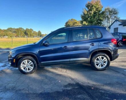 Синий Фольксваген Тигуан, объемом двигателя 2 л и пробегом 70 тыс. км за 9500 $, фото 4 на Automoto.ua