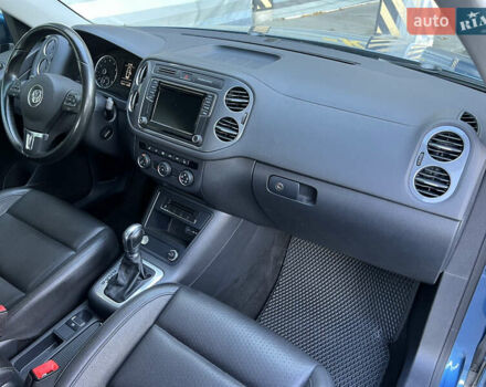 Синий Фольксваген Тигуан, объемом двигателя 1.98 л и пробегом 136 тыс. км за 14500 $, фото 57 на Automoto.ua