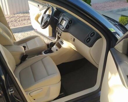 Синій Фольксваген Тігуан, об'ємом двигуна 0 л та пробігом 98 тис. км за 14500 $, фото 20 на Automoto.ua