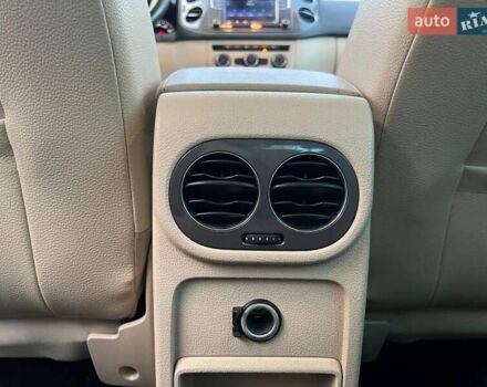 Синий Фольксваген Тигуан, объемом двигателя 2 л и пробегом 191 тыс. км за 14490 $, фото 36 на Automoto.ua