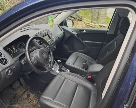 Синій Фольксваген Тігуан, об'ємом двигуна 2 л та пробігом 144 тис. км за 13800 $, фото 4 на Automoto.ua