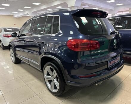 Синий Фольксваген Тигуан, объемом двигателя 2 л и пробегом 70 тыс. км за 16000 $, фото 1 на Automoto.ua