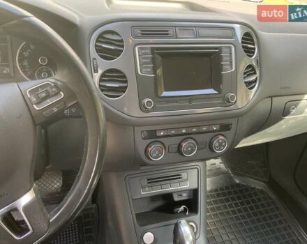 Синій Фольксваген Тігуан, об'ємом двигуна 2 л та пробігом 286 тис. км за 9500 $, фото 9 на Automoto.ua