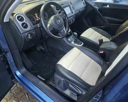 Синій Фольксваген Тігуан, об'ємом двигуна 2 л та пробігом 151 тис. км за 10600 $, фото 4 на Automoto.ua