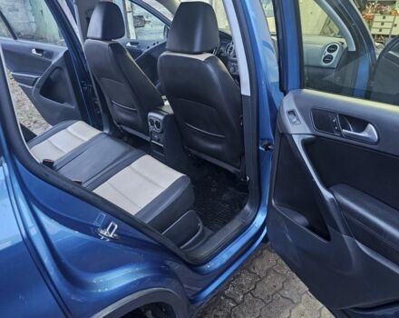 Синій Фольксваген Тігуан, об'ємом двигуна 2 л та пробігом 151 тис. км за 10600 $, фото 6 на Automoto.ua