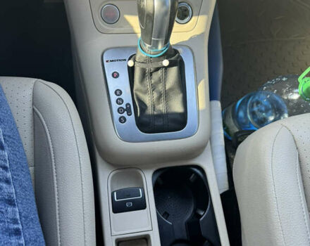 Синий Фольксваген Тигуан, объемом двигателя 2 л и пробегом 91 тыс. км за 16200 $, фото 12 на Automoto.ua