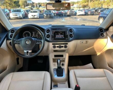 Синий Фольксваген Тигуан, объемом двигателя 2 л и пробегом 70 тыс. км за 9500 $, фото 10 на Automoto.ua