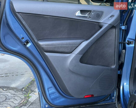 Синий Фольксваген Тигуан, объемом двигателя 1.98 л и пробегом 136 тыс. км за 14500 $, фото 41 на Automoto.ua