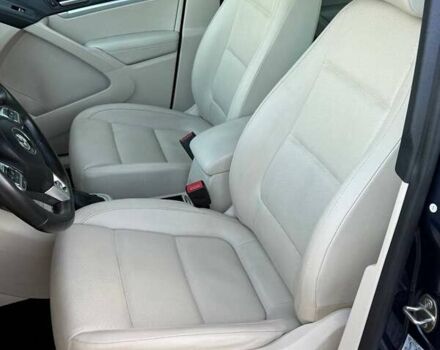 Синий Фольксваген Тигуан, объемом двигателя 2 л и пробегом 129 тыс. км за 14100 $, фото 24 на Automoto.ua