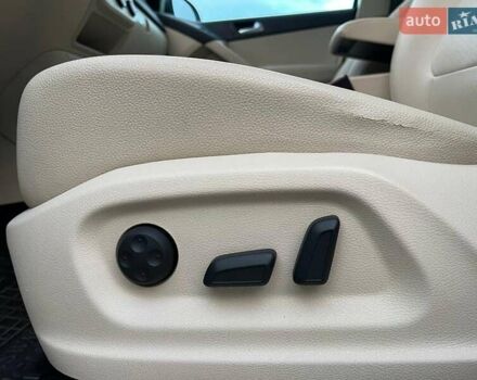 Синий Фольксваген Тигуан, объемом двигателя 2 л и пробегом 191 тыс. км за 14490 $, фото 19 на Automoto.ua