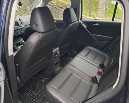 Синій Фольксваген Тігуан, об'ємом двигуна 2 л та пробігом 144 тис. км за 13800 $, фото 5 на Automoto.ua