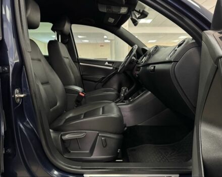 Синий Фольксваген Тигуан, объемом двигателя 2 л и пробегом 70 тыс. км за 16000 $, фото 8 на Automoto.ua