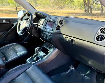 Синий Фольксваген Тигуан, объемом двигателя 2 л и пробегом 78 тыс. км за 13400 $, фото 9 на Automoto.ua