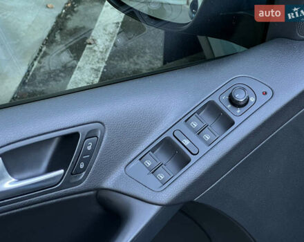 Синий Фольксваген Тигуан, объемом двигателя 1.98 л и пробегом 136 тыс. км за 14500 $, фото 27 на Automoto.ua