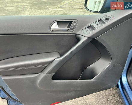 Синий Фольксваген Тигуан, объемом двигателя 1.98 л и пробегом 90 тыс. км за 13000 $, фото 37 на Automoto.ua