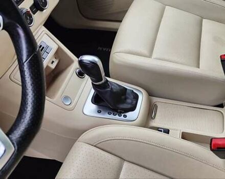 Синий Фольксваген Тигуан, объемом двигателя 2 л и пробегом 129 тыс. км за 12700 $, фото 45 на Automoto.ua