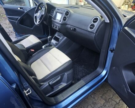 Синій Фольксваген Тігуан, об'ємом двигуна 2 л та пробігом 151 тис. км за 10600 $, фото 5 на Automoto.ua