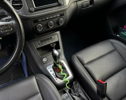 Синий Фольксваген Тигуан, объемом двигателя 1.98 л и пробегом 171 тыс. км за 13300 $, фото 18 на Automoto.ua