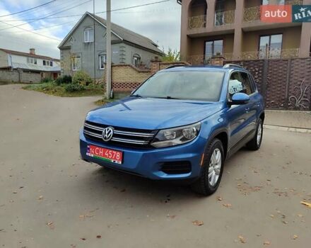 Синий Фольксваген Тигуан, объемом двигателя 2 л и пробегом 219 тыс. км за 12100 $, фото 4 на Automoto.ua