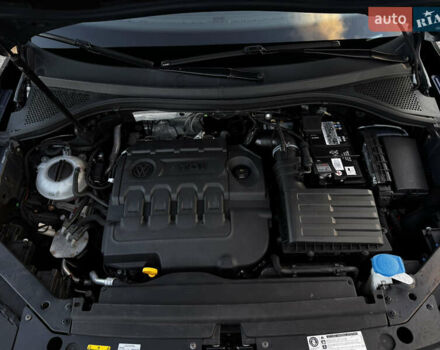 Синий Фольксваген Тигуан, объемом двигателя 2 л и пробегом 253 тыс. км за 22500 $, фото 55 на Automoto.ua