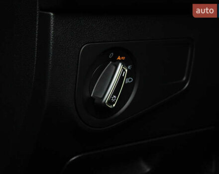 Синий Фольксваген Тигуан, объемом двигателя 2 л и пробегом 140 тыс. км за 18000 $, фото 29 на Automoto.ua