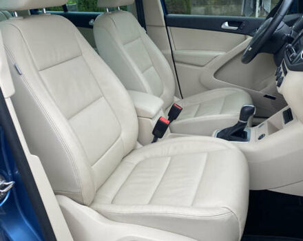 Синій Фольксваген Тігуан, об'ємом двигуна 2 л та пробігом 149 тис. км за 16950 $, фото 63 на Automoto.ua