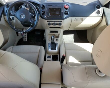 Синий Фольксваген Тигуан, объемом двигателя 2 л и пробегом 103 тыс. км за 9500 $, фото 7 на Automoto.ua