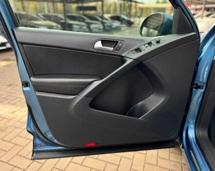 Синій Фольксваген Тігуан, об'ємом двигуна 2 л та пробігом 192 тис. км за 13400 $, фото 10 на Automoto.ua