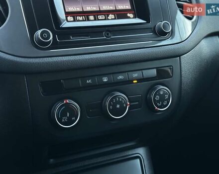 Синій Фольксваген Тігуан, об'ємом двигуна 1.98 л та пробігом 42 тис. км за 14499 $, фото 19 на Automoto.ua