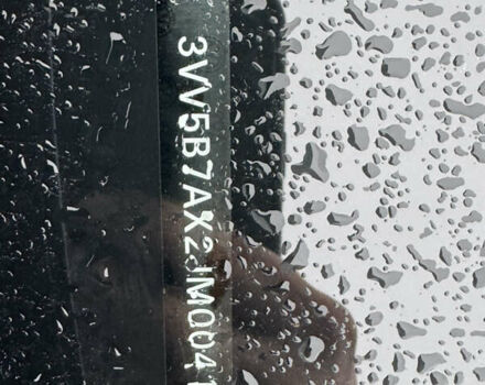 Синий Фольксваген Тигуан, объемом двигателя 0 л и пробегом 102 тыс. км за 19999 $, фото 6 на Automoto.ua