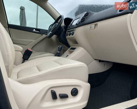 Синий Фольксваген Тигуан, объемом двигателя 2 л и пробегом 149 тыс. км за 16950 $, фото 60 на Automoto.ua