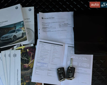 Синий Фольксваген Тигуан, объемом двигателя 2 л и пробегом 253 тыс. км за 22600 $, фото 58 на Automoto.ua