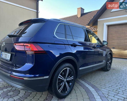 Синий Фольксваген Тигуан, объемом двигателя 1.98 л и пробегом 276 тыс. км за 23900 $, фото 3 на Automoto.ua