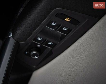 Синий Фольксваген Тигуан, объемом двигателя 2 л и пробегом 140 тыс. км за 18000 $, фото 30 на Automoto.ua